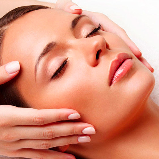 Soin massage de la tête